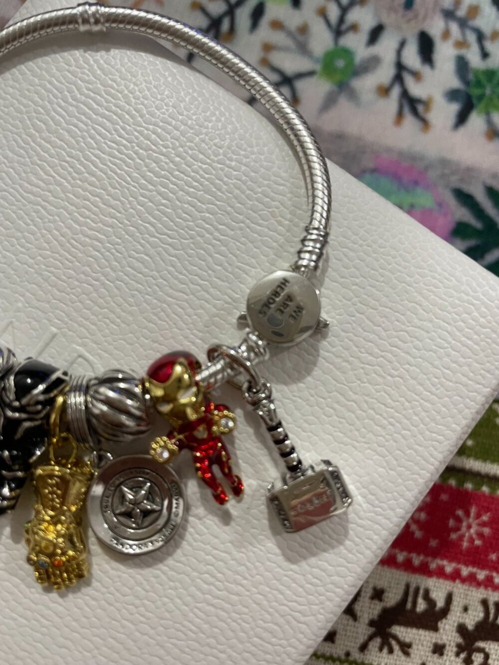 Pandora x Marvel Collaboration Charm Bracelet - Picture 4 of 10